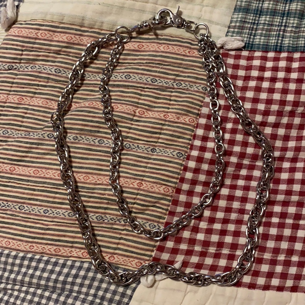 Jeans wallet chain